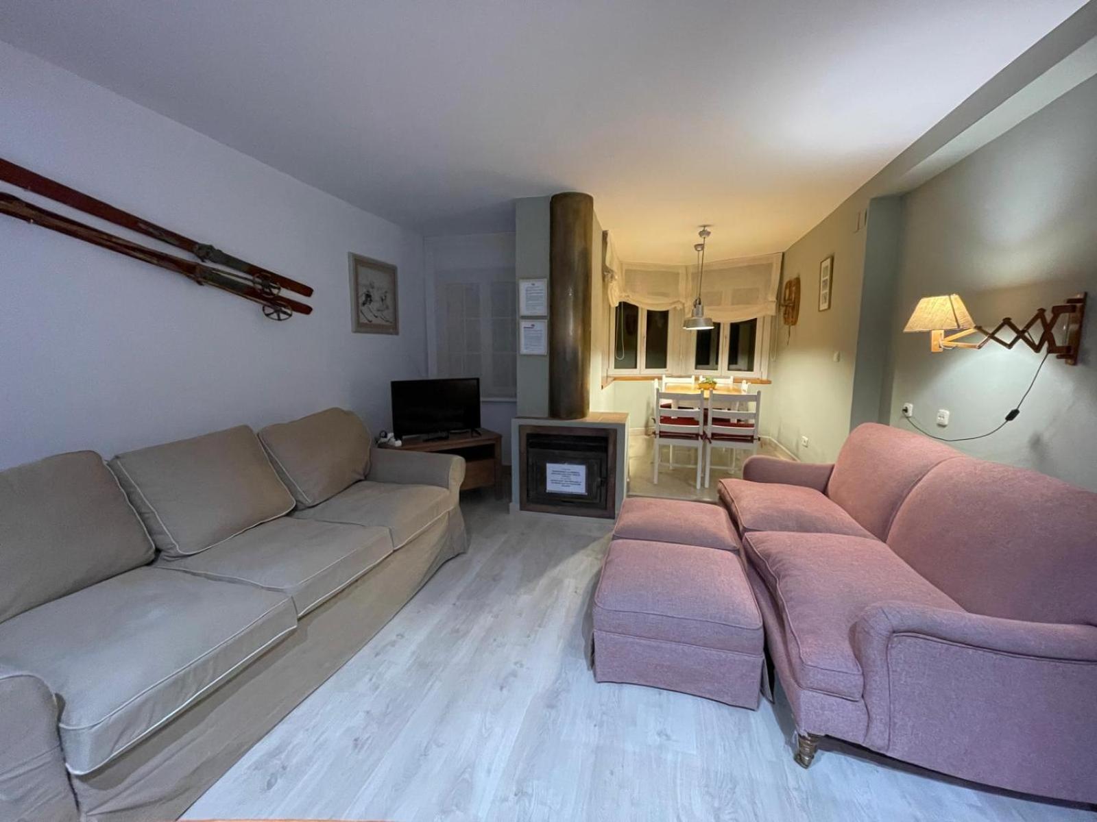 Apartamento Ameto En La Plaza Pradollano"Junto Al Telecabina Borreguiles" เซียร์ราเนบาดา ภายนอก รูปภาพ