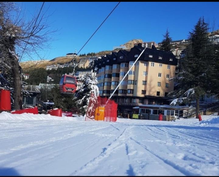 Apartamento Ameto En La Plaza Pradollano"Junto Al Telecabina Borreguiles" เซียร์ราเนบาดา ภายนอก รูปภาพ